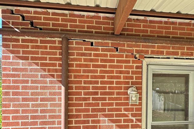 502 W Pine, Overton, TX 75684