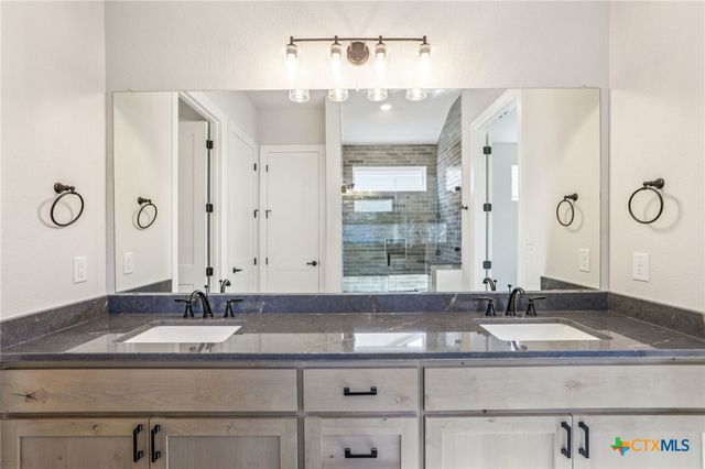 322 Sweeping Sage Lane, San Marcos, TX 78666