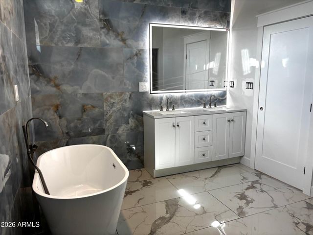 4000 N SANTA FE Avenue, Douglas, AZ 85607