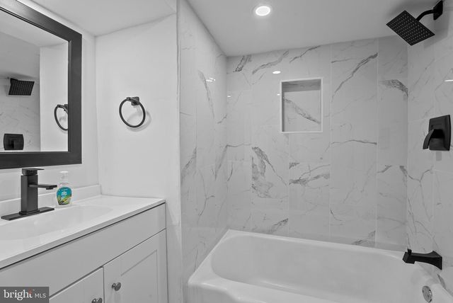6822 BUCKINGHAM LN, Buckeystown, MD 21717