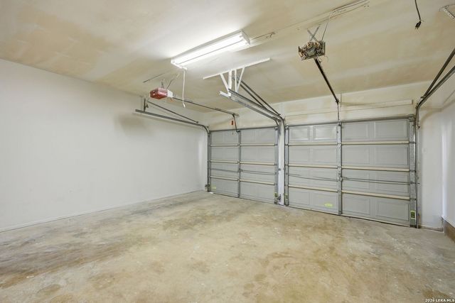 110 De Soto Dr, Universal City, TX 78148