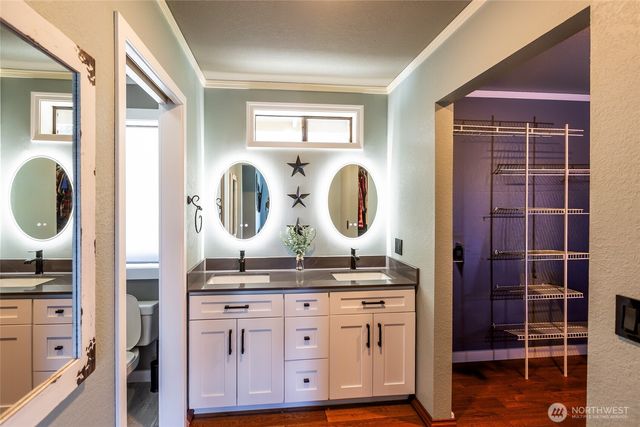 222 Oak Hill Drive, Friday Harbor, WA 98250