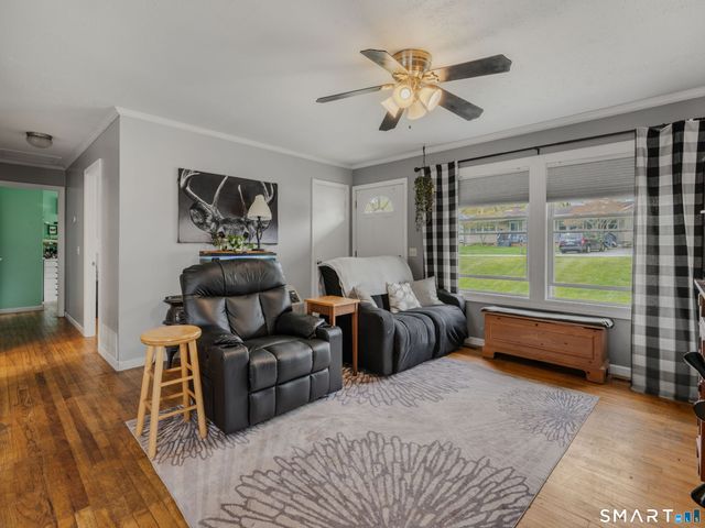 21 Whittle Street, Groton, CT 06355