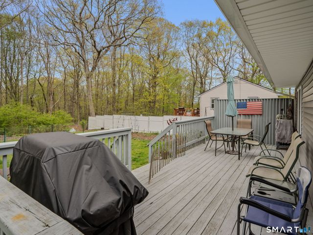 21 Whittle Street, Groton, CT 06355