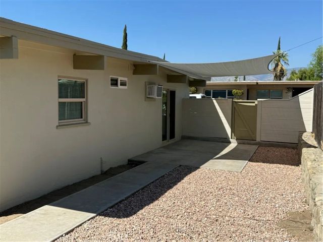 1342 Opal, Mentone, CA 92359
