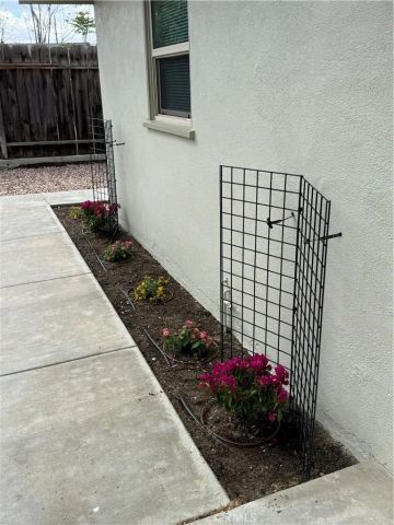 1342 Opal, Mentone, CA 92359