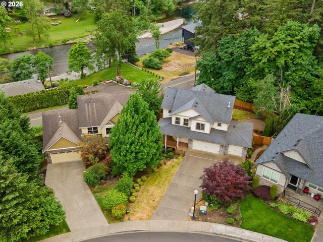 860 N P St, Washougal, WA 98671