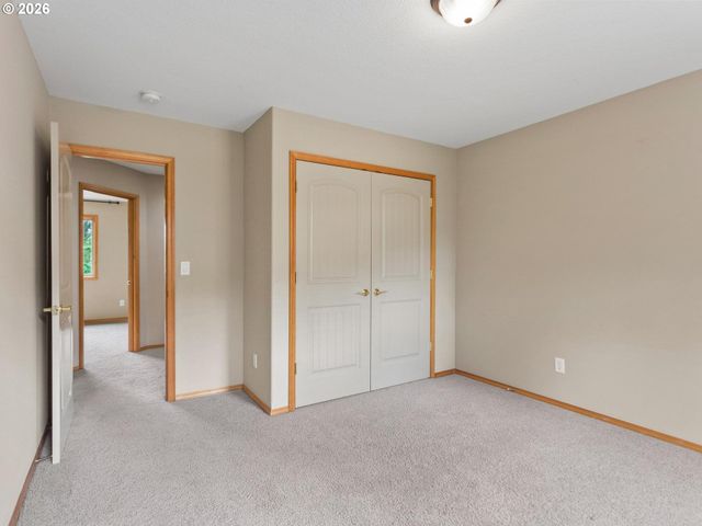 860 N P St, Washougal, WA 98671