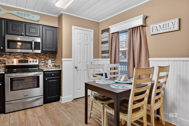 1125 W Beach Boulevard 201, Gulf Shores, AL 36542