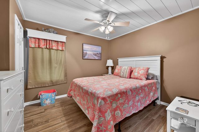 1125 W Beach Boulevard 201, Gulf Shores, AL 36542