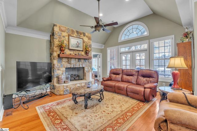 706 Strawhorne Road, Due West, SC 29639