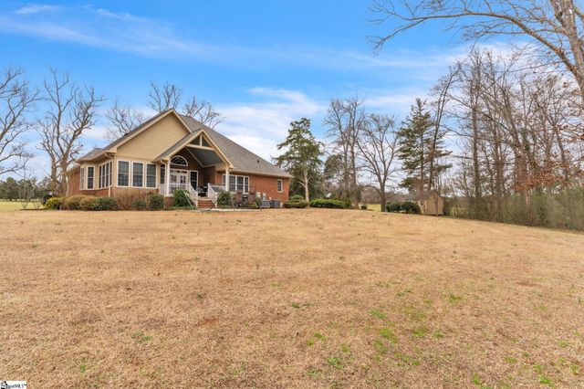 706 Strawhorne Road, Due West, SC 29639