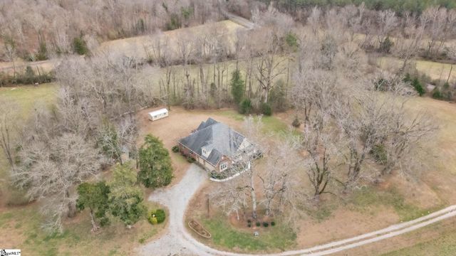 706 Strawhorne Road, Due West, SC 29639