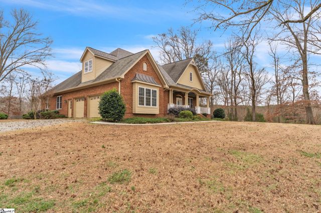 706 Strawhorne Road, Due West, SC 29639