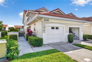 5135 Cobble Creek CT 201, Naples, FL 34110