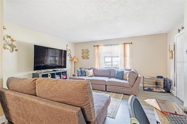 951 & 953 BEAU COURT, Orange City, FL 32763