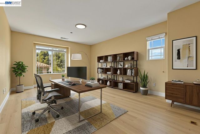 16166 Meadowmeer Ln, Fontana, CA 92336