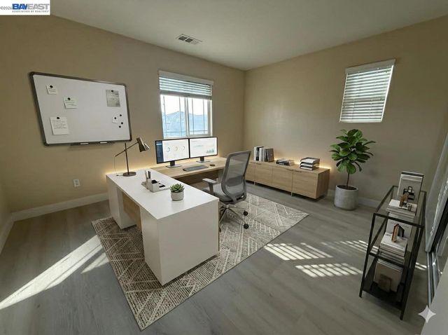 16166 Meadowmeer Ln, Fontana, CA 92336