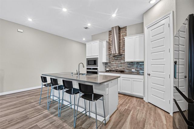 2507 Hatton Terrace Lane, Pearland, TX 77089