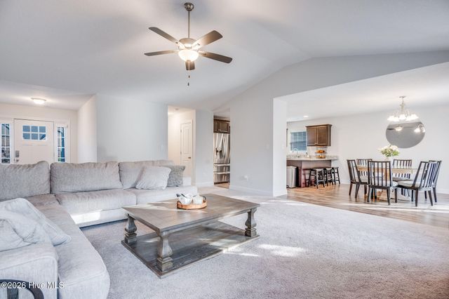 523 Indigo Johnston Drive, Jacksonville, NC 28546