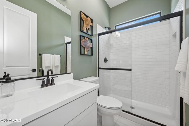 42119 N Tiger Way, San Tan Valley, AZ 85140