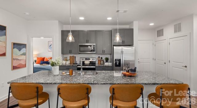 305 Prine Place B6, Charlotte, NC 28213