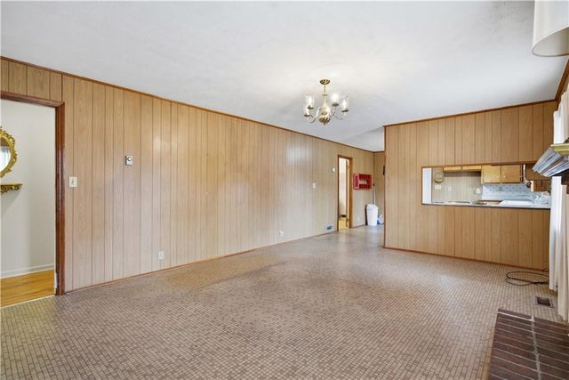 111 Mckenzie Street, Adairsville, GA 30103