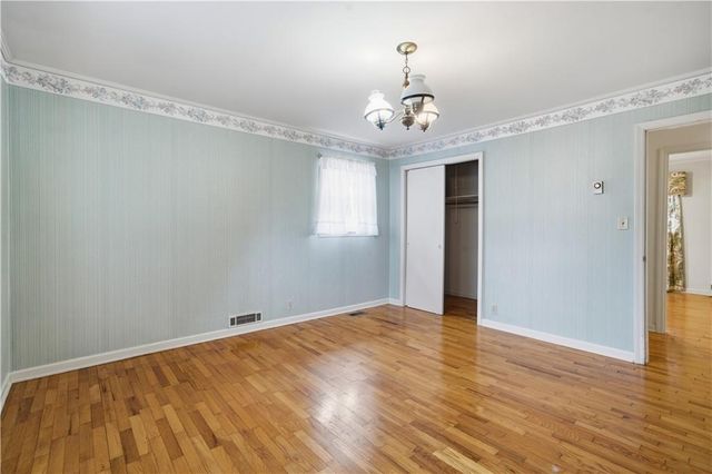 111 Mckenzie Street, Adairsville, GA 30103