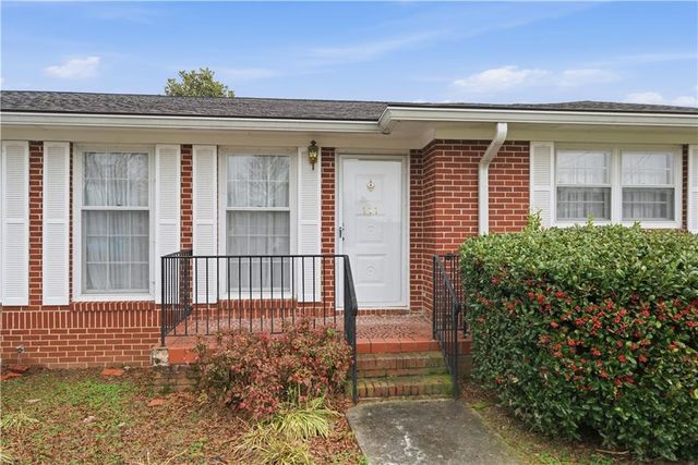 111 Mckenzie Street, Adairsville, GA 30103