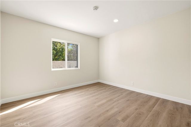 8028 Coldwater Canyon Avenue, North Hollywood, CA 91605