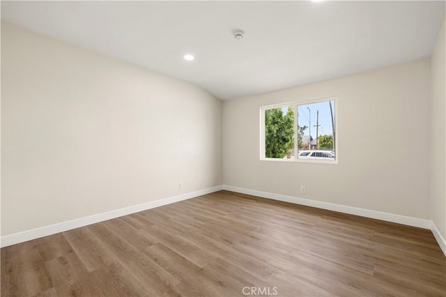 8028 Coldwater Canyon Avenue, North Hollywood, CA 91605