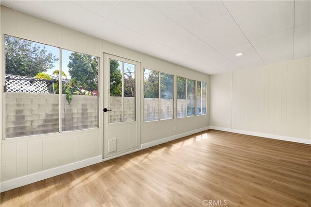 8028 Coldwater Canyon Avenue, North Hollywood, CA 91605