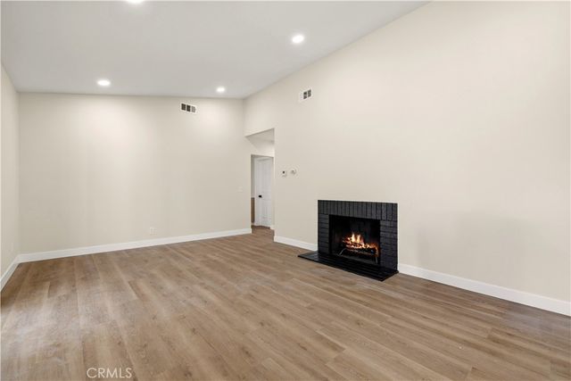 8028 Coldwater Canyon Avenue, North Hollywood, CA 91605