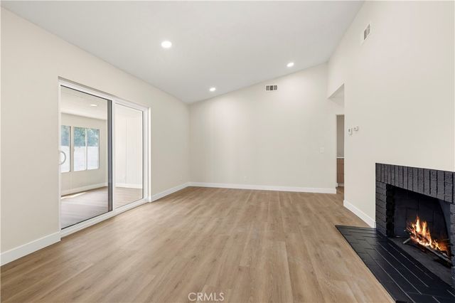 8028 Coldwater Canyon Avenue, North Hollywood, CA 91605