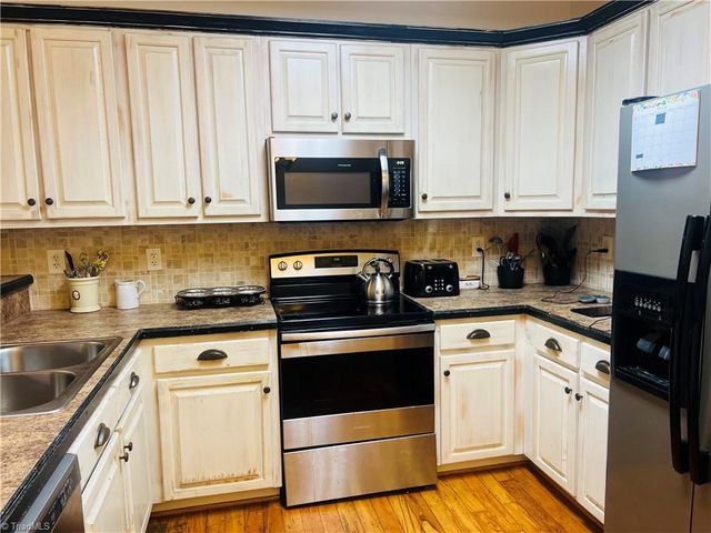 165 Virginia Street 309, Mount Airy, NC 27030
