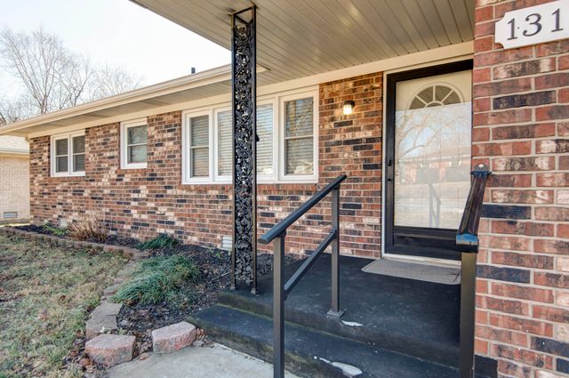 1310 E Bonaire Court, Springfield, MO 65803