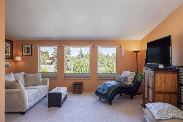 56675 Stellar Drive, Bend, OR 97707