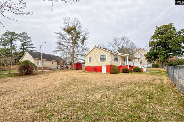 1403 Gardner Street N, Camden, SC 29020