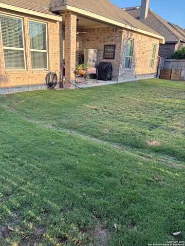 28917 Throssel Ln, San Antonio, TX 78260
