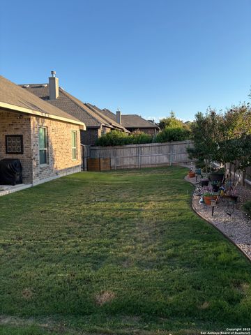 28917 Throssel Ln, San Antonio, TX 78260