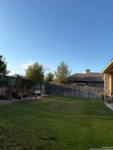 28917 Throssel Ln, San Antonio, TX 78260