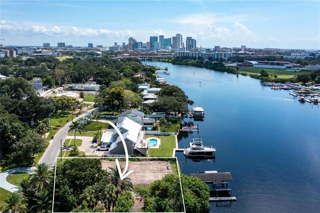 2414 N RIVERSIDE DRIVE, Tampa, FL 33602