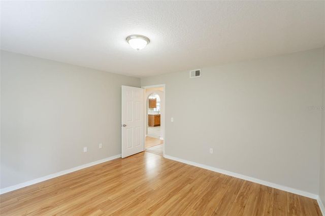 2118 AITKIN LOOP, Leesburg, FL 34748