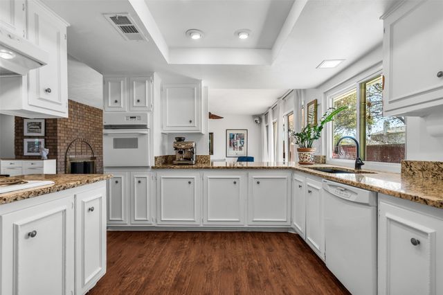 1318 Edgewood Drive, Richardson, TX 75081