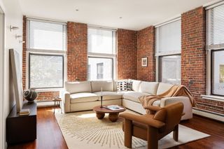 69 Harvey St 7, Cambridge, MA 02140