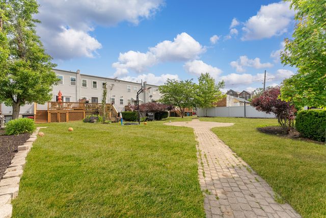 1166 W Cullerton Street, Chicago, IL 60608