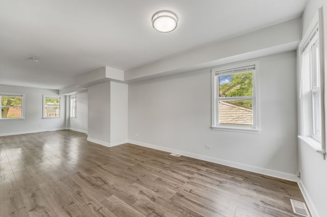 1166 W Cullerton Street, Chicago, IL 60608
