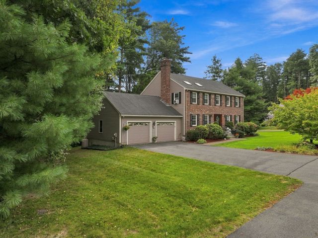 7 Doucette Dr, Marlborough, MA 01752