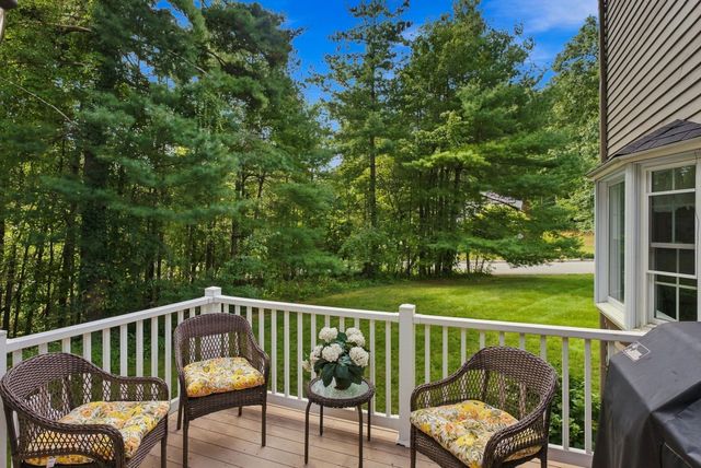 7 Doucette Dr, Marlborough, MA 01752
