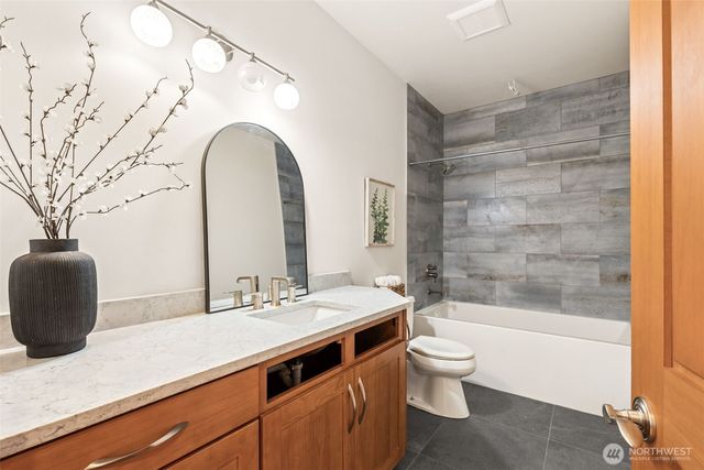 5233 Pheasant Run Lane, Anacortes, WA 98221